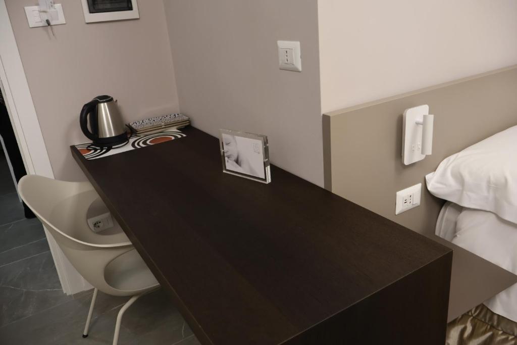 COLOSS IMPERIAL SUITE Guest House - 16