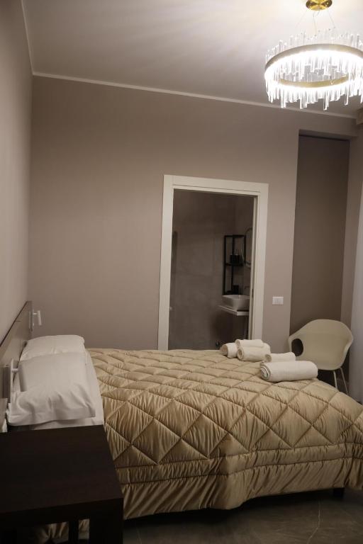 COLOSS IMPERIAL SUITE Guest House - 19