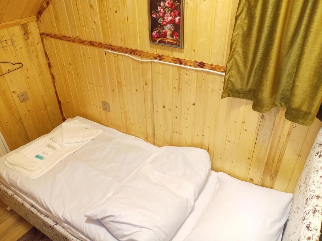Postel nebo postele na pokoji v ubytování Baku Express Hostel