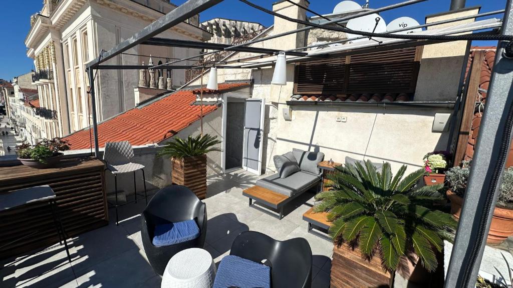 Balcone o terrazza di Riva Luxury Suites