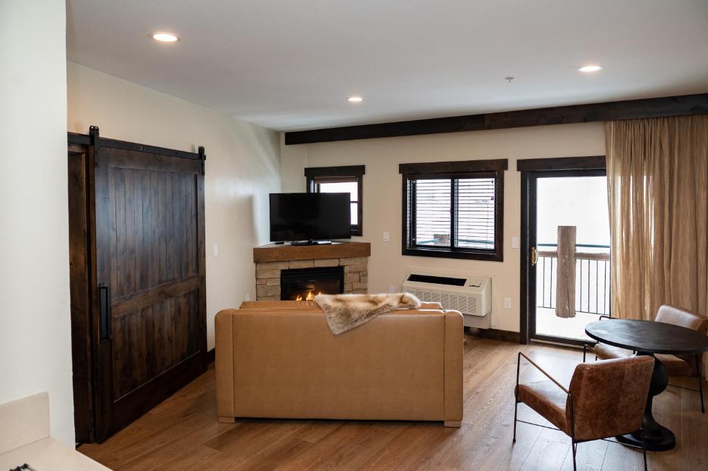 The Estes Park Resort - 