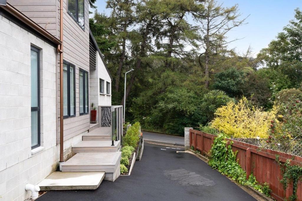 Private luxury townhouse close to central city - Resim 13