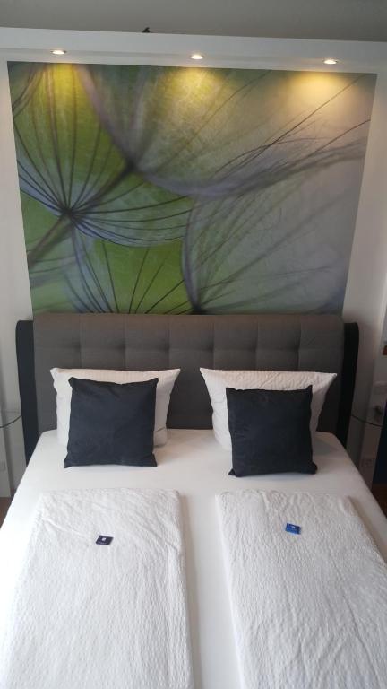 Postel nebo postele na pokoji v ubytování Hotel Werratal