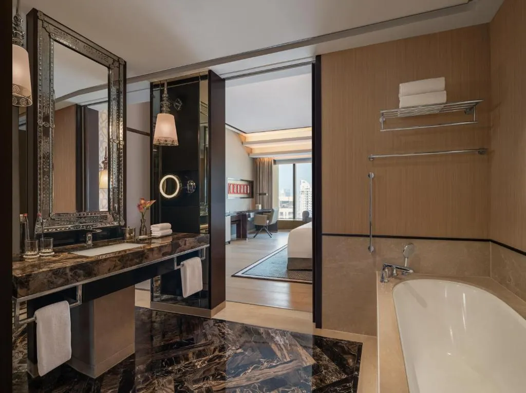St. Regis Suite
