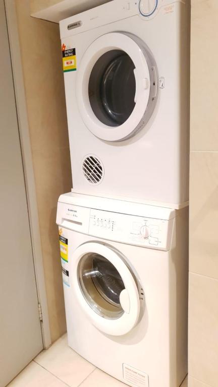 Φωτογραφία από το άλμπουμ του Pandanas Apt 2 (10th floor, Pool & City views) στο Ντάργουιν