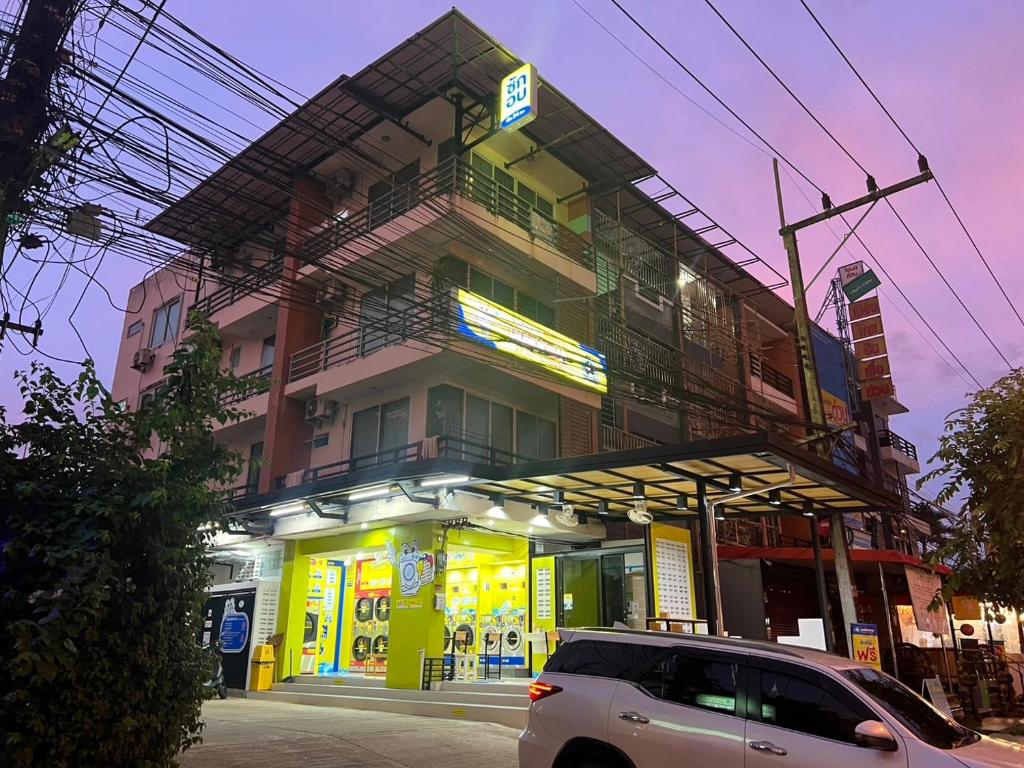 J Apartment - Resim 23