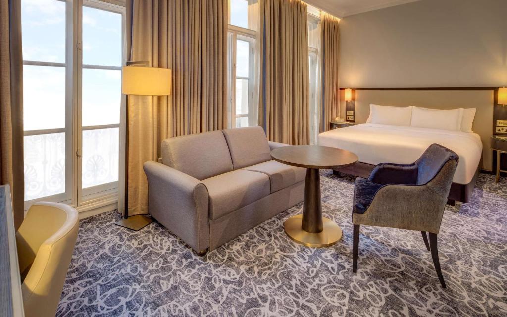 Hilton London Euston - Resim 39