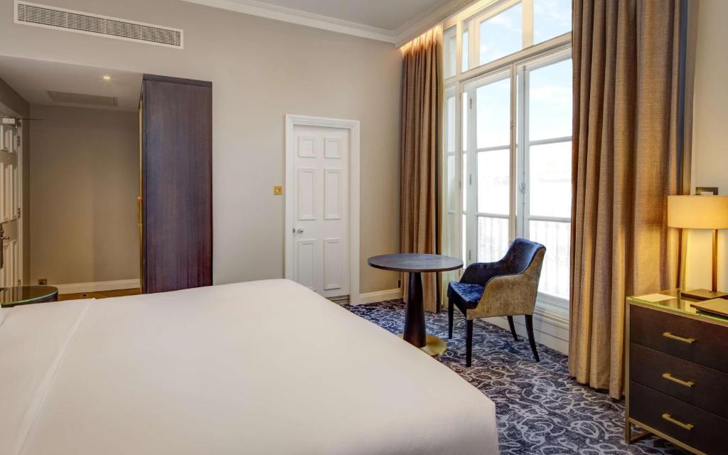 Hilton London Euston - Resim 43