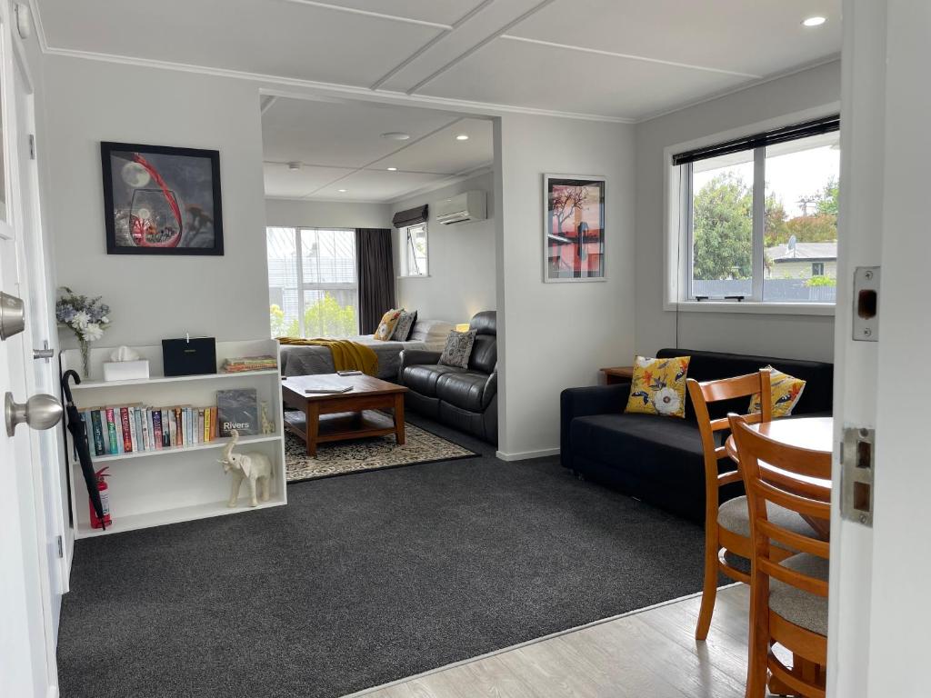 The Rest Home - Resim 2