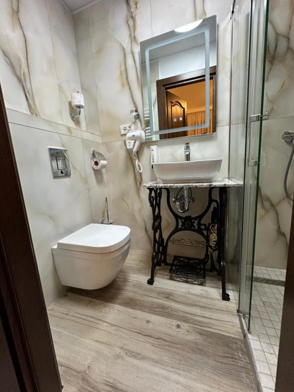 Hotel Boutique Cathedral Plaza Residences room for rent downtown - Resim 12