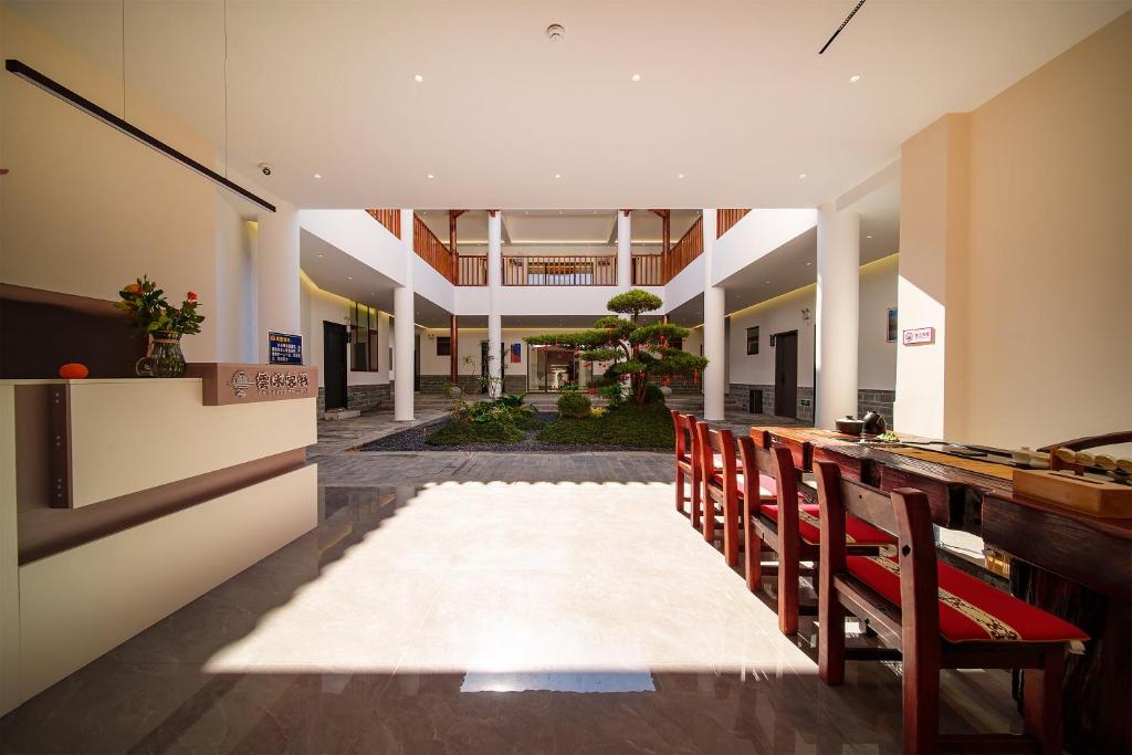 Restaurace v ubytování Jianshui Yunshui Inn