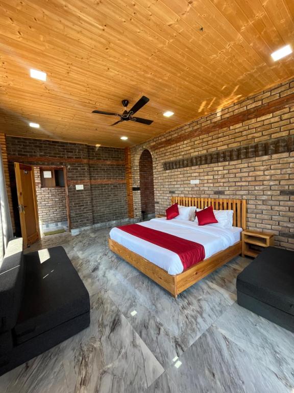 Fotografie z fotogalerie ubytování Hotel Paul Villa v destinaci Bir