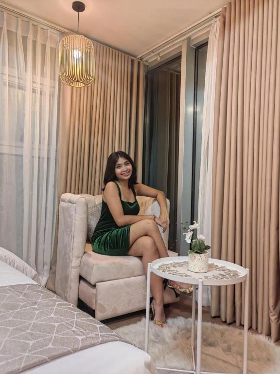 Posezení v ubytování S&R Staycation Davao - Spacious 1Bedroom & Fully Equipped Unit Beside Abreeza Mall