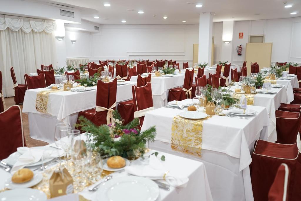 Restaurace v ubytování Hotel Santuari Balaguer