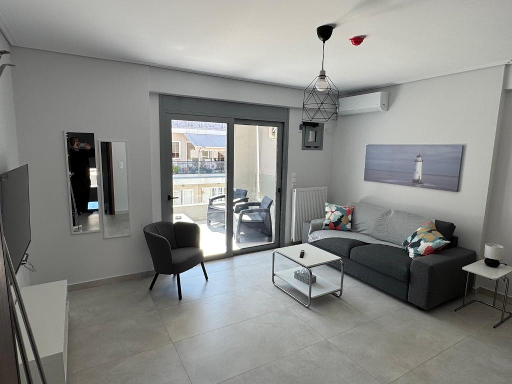 Central Apartment with private parking