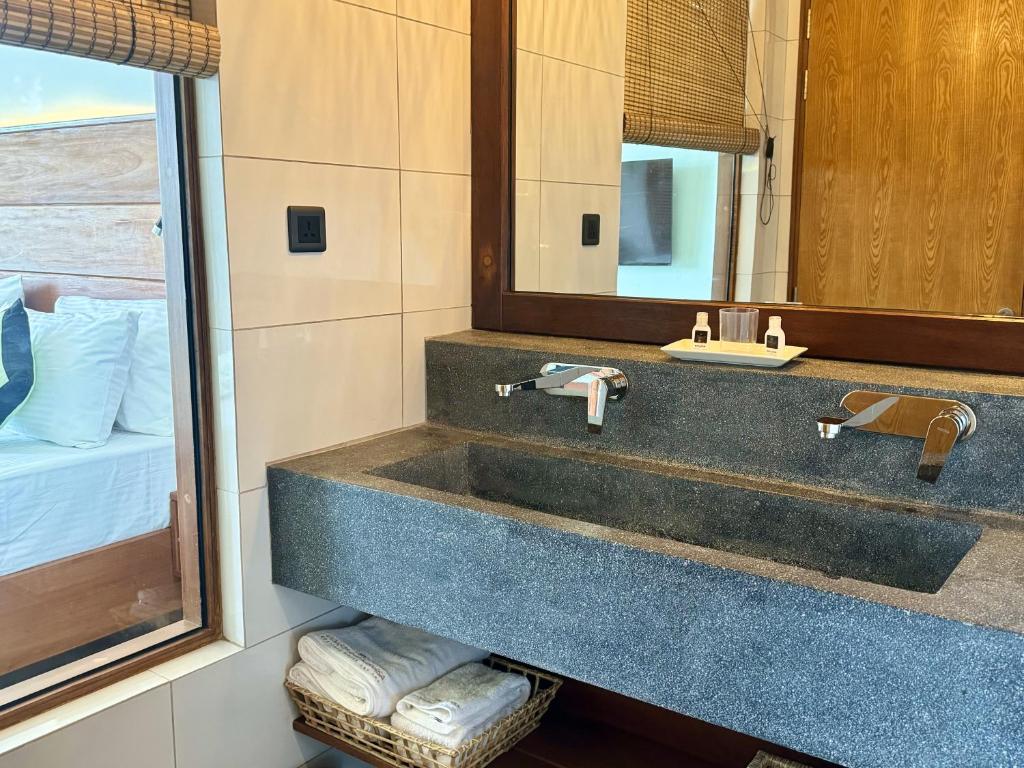 Coastline Mirissa Boutique hotel and Spa - 7