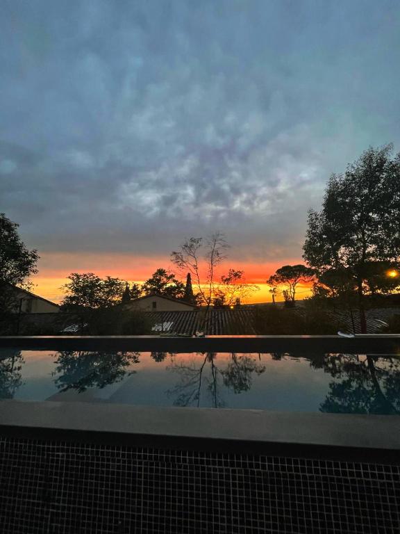 Lever ou coucher de soleil vu de le B&B/chambre d'hôtes ou à proximité