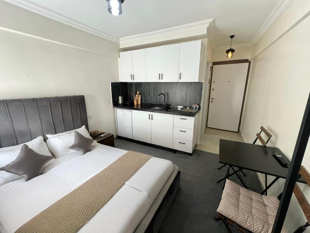 Mr Miller Suite