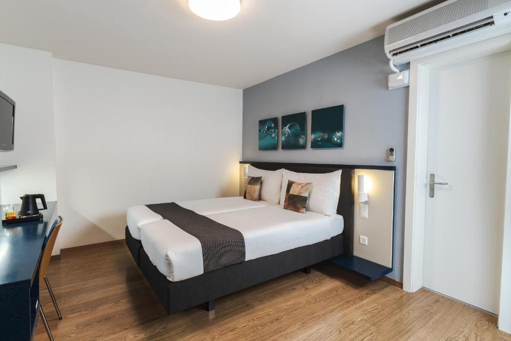 Hotel Bristol Zurich - Tweepersoonskamer Met Kingsize Bed