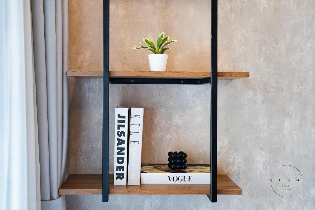 Knihovna v apartmánu