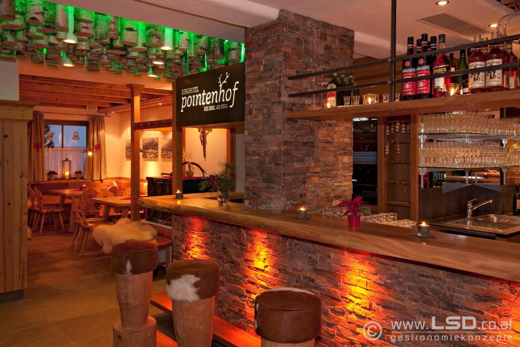 Nápoje v ubytování Berghotel Pointenhof