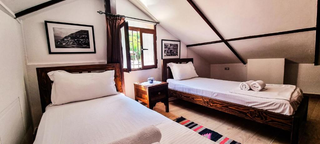Postel nebo postele na pokoji v ubytování Hotel Gorica - UNESCO quarter