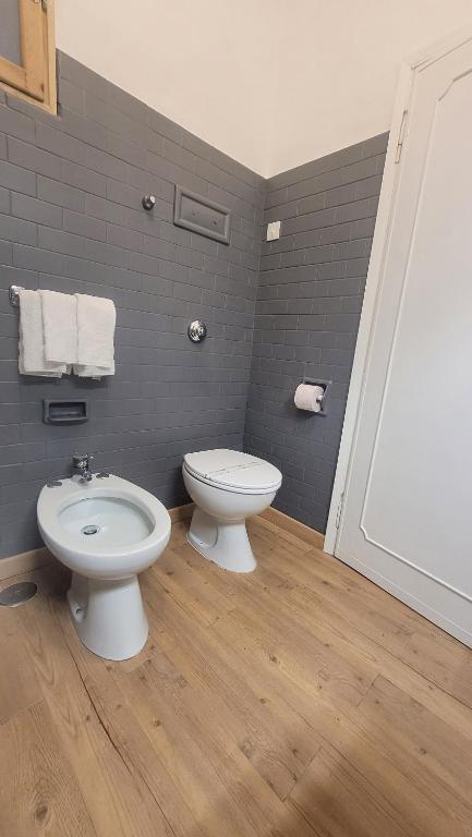 A bathroom at Venice Life