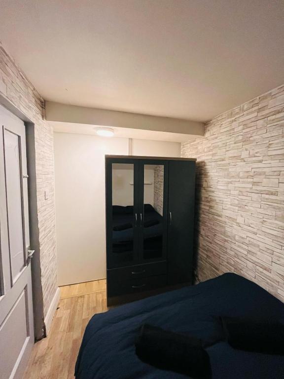 Postel nebo postele na pokoji v ubytování Flexible Spacious Quad ''4'' Room - 1