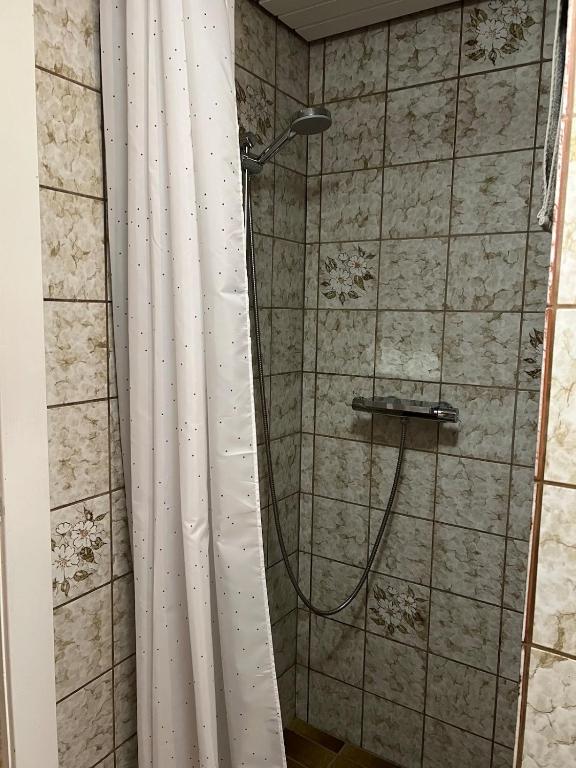 Koupelna v ubytování Autentisk sommerhus på Lakolk, Rømø