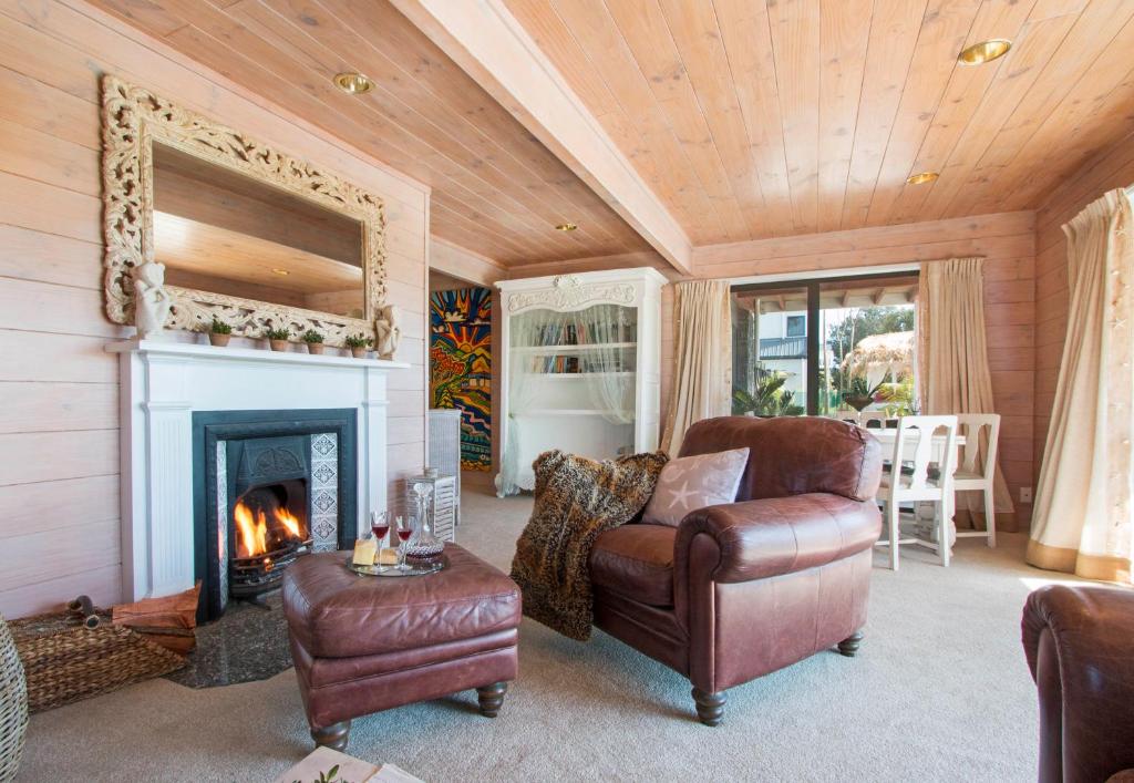 Two Bare Feet - Resim 36