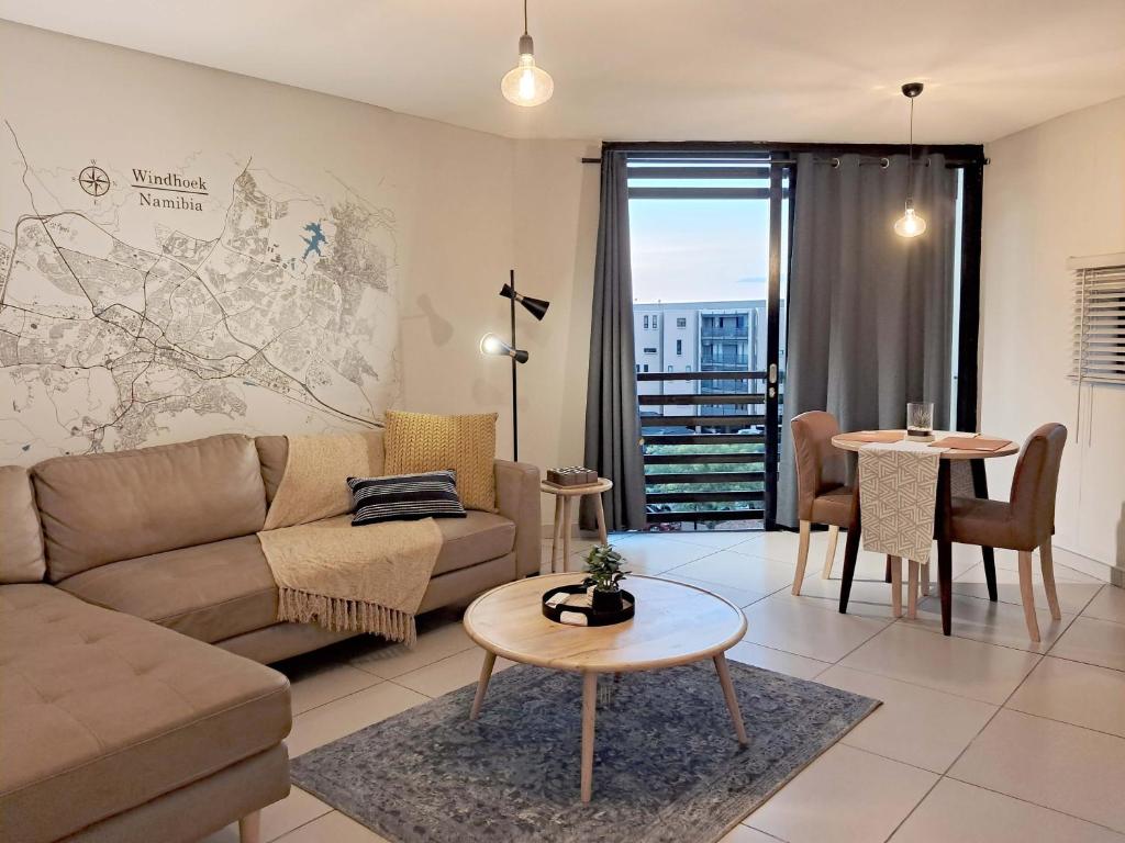Posezení v ubytování Apartment 119 Wild Olive Windhoek