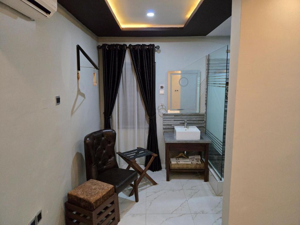 Posezení v ubytování NEKST Hotel Ibadan