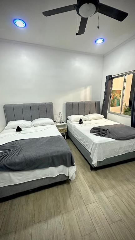 Postel nebo postele na pokoji v ubytování H et L