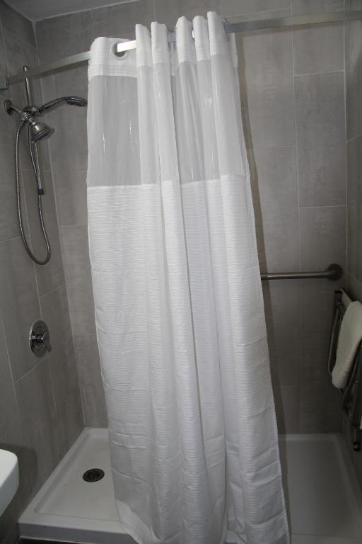 Koupelna v ubytování Naval Suites