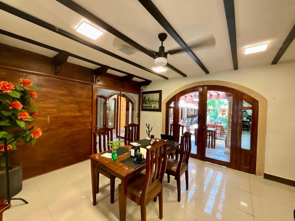 Posezení v ubytování El Zaguán Colonial by GuruHotel