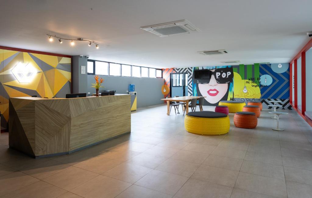 Fotografie z fotogalerie ubytování Wake Up Aonang Hotel v destinaci pláž