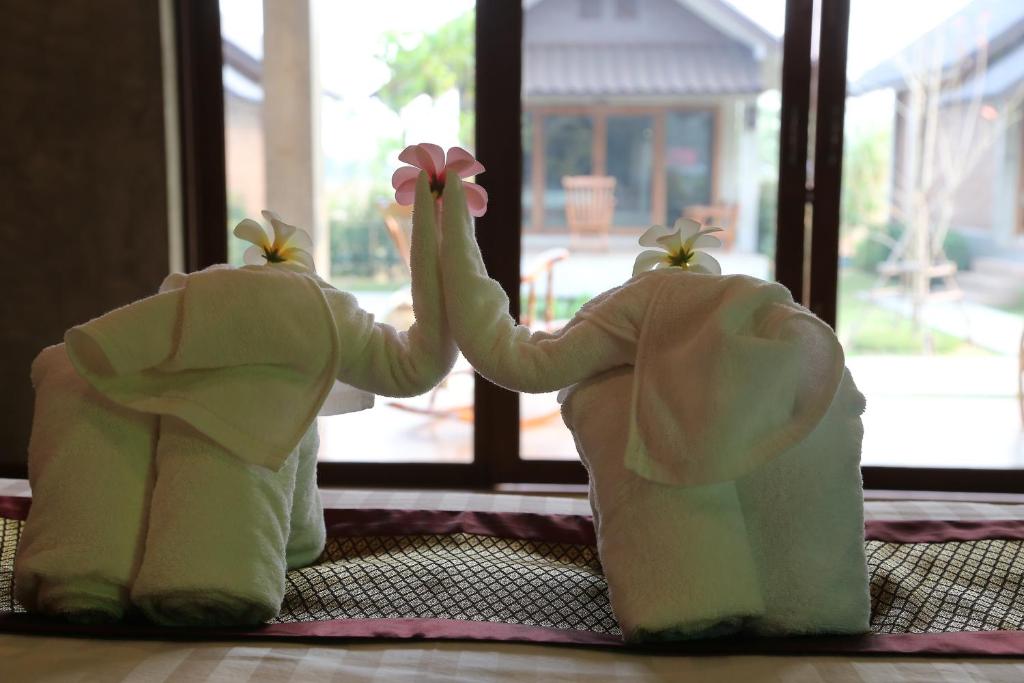 Sawasdee Sukhothai Resort - 12