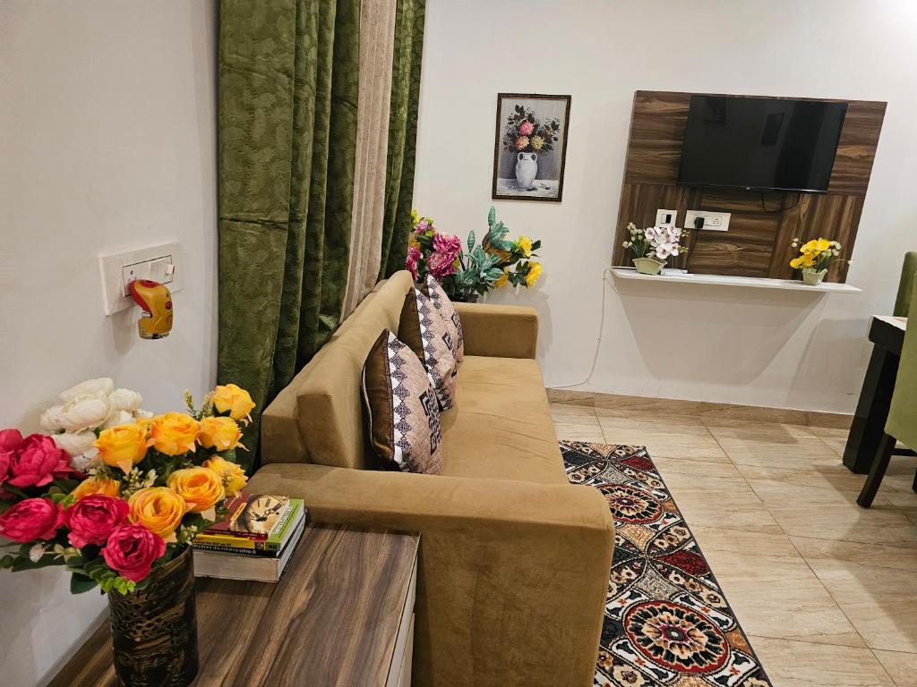 TV a/nebo společenská místnost v ubytování Luxury Flat By Trendy Feels