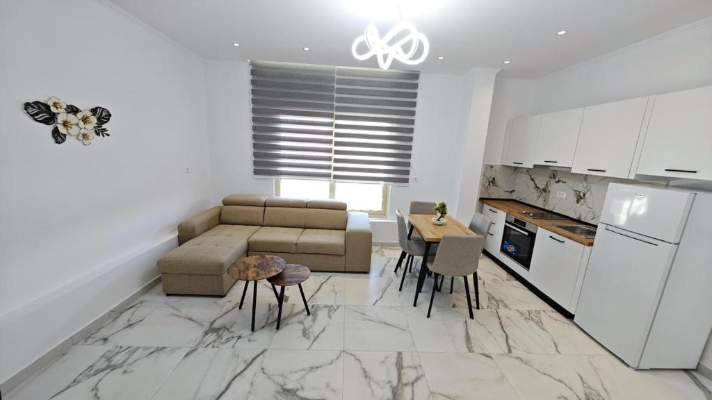 Kuchyň nebo kuchyňský kout v ubytování Villa Manuel