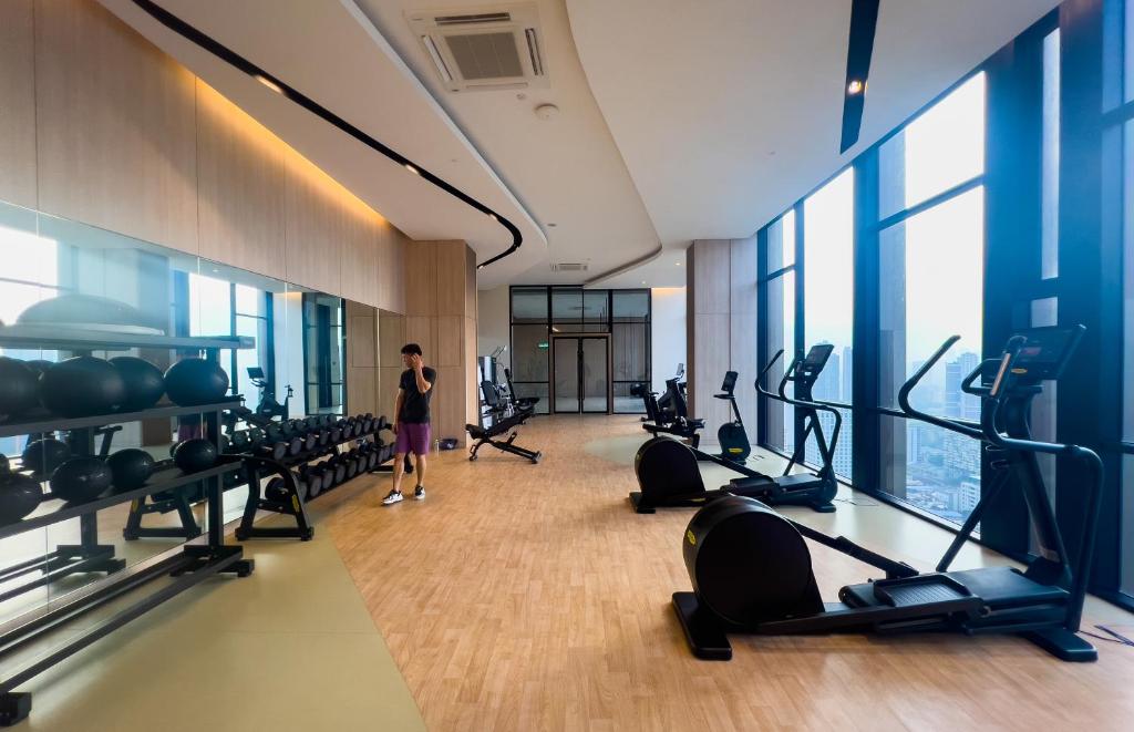 Fitness centrum a/nebo fitness zařízení v ubytování Axon Residence KLCC - HW HOME