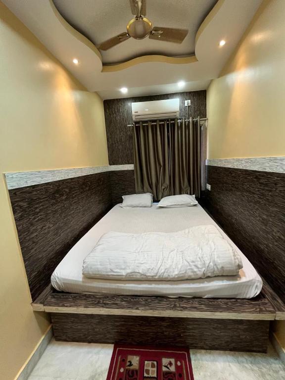 Postel nebo postele na pokoji v ubytování Sidra Guest House