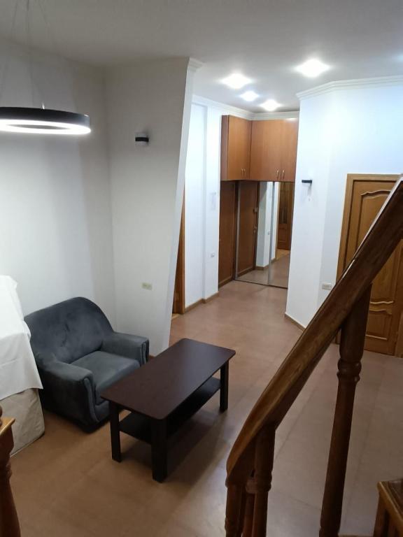 امکانات اجاره اقامتگاه Rent Inn Yerevan در خیابان نالباندیان - تصویر ۴