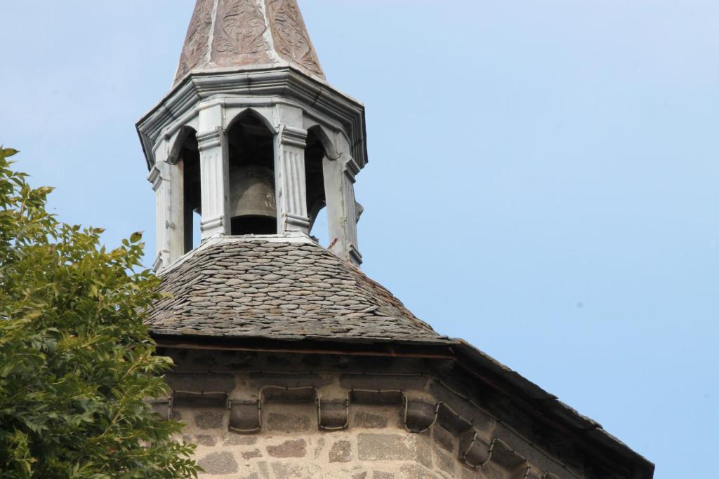Fotografie z fotogalerie ubytování Hostellerie du Beffroy v destinaci Besse-et-Saint-Anastaise