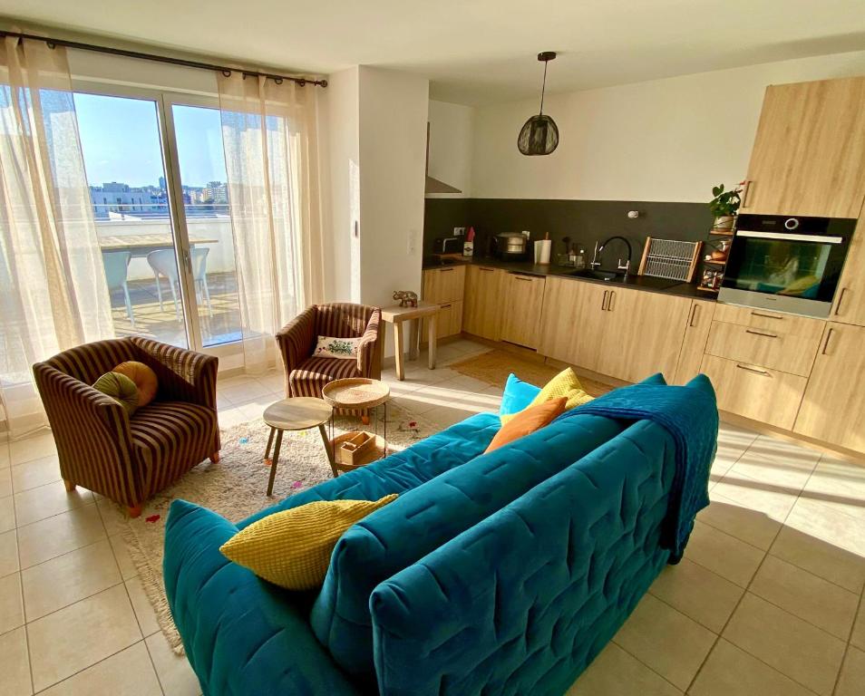 Photo de la galerie de l'établissement L'Artisane-Duplex en bord de Vilaine, à Rennes