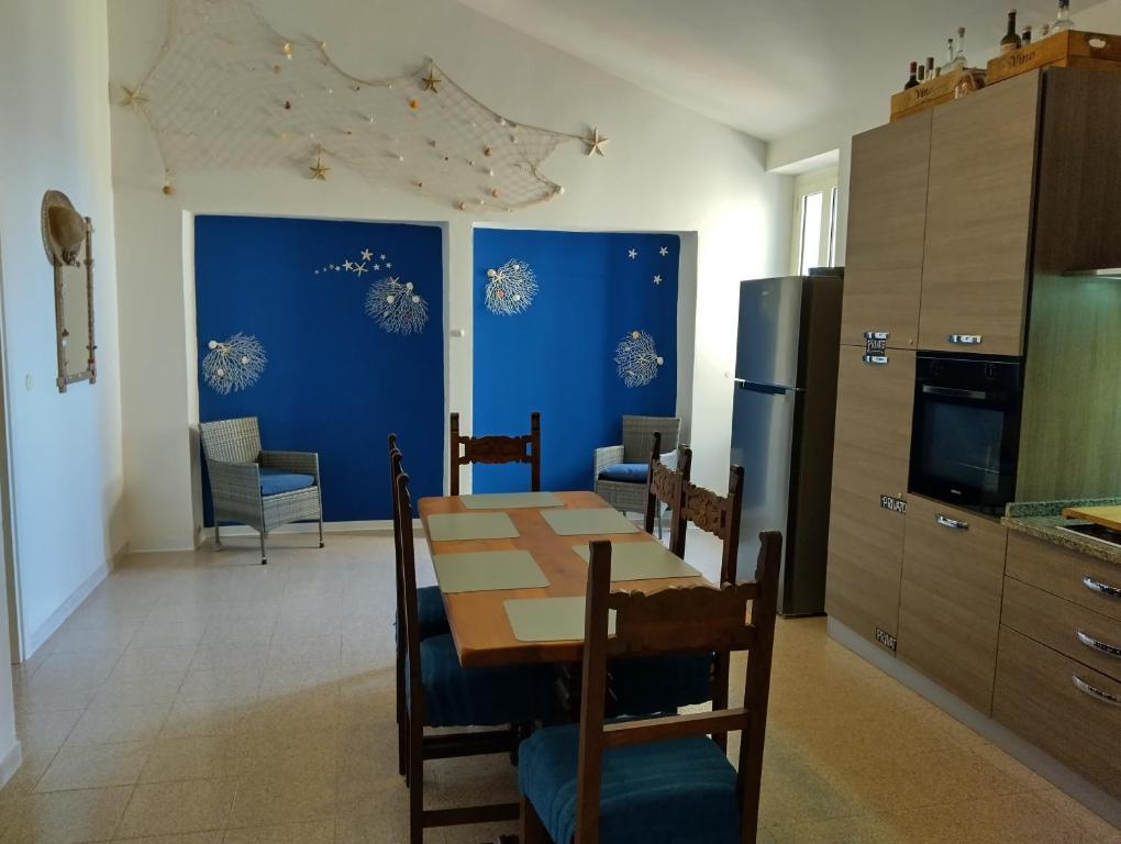 Kuchnia lub aneks kuchenny w obiekcie Stella di Mare la Ciaccia