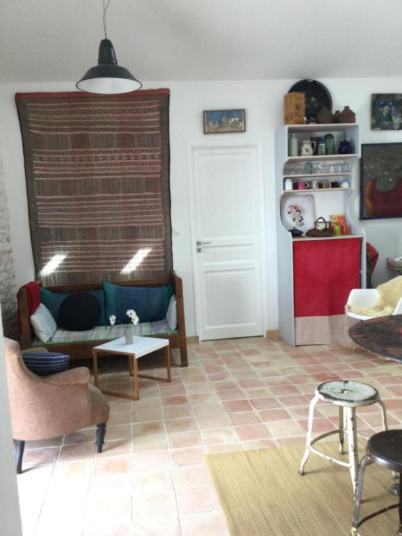Ruang duduk di Chai à Vert Bois Oléron