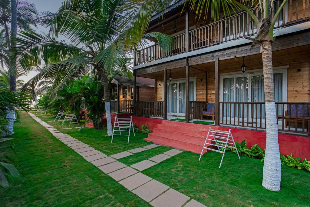 Zahrada ubytování Parisa beach resort Tarkarli Bhogwe