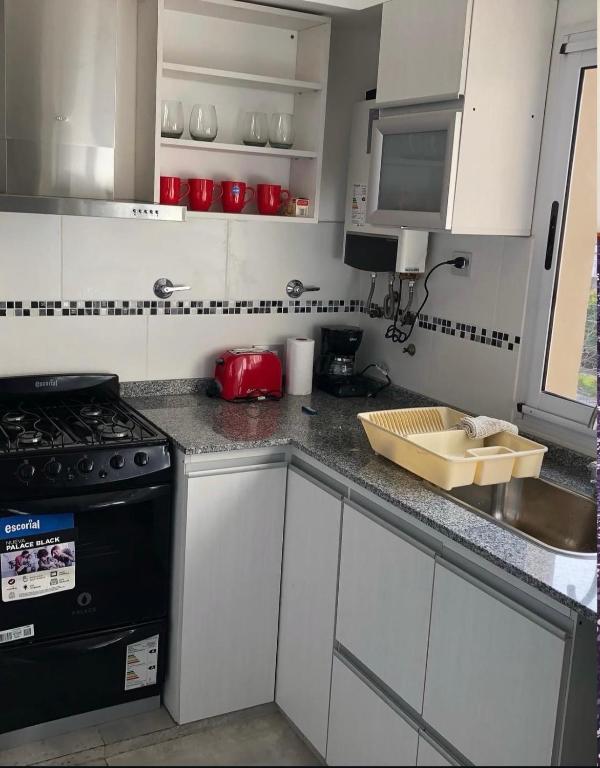 "Temporarios Donbasi" departamentos 3 ambientes con cochera