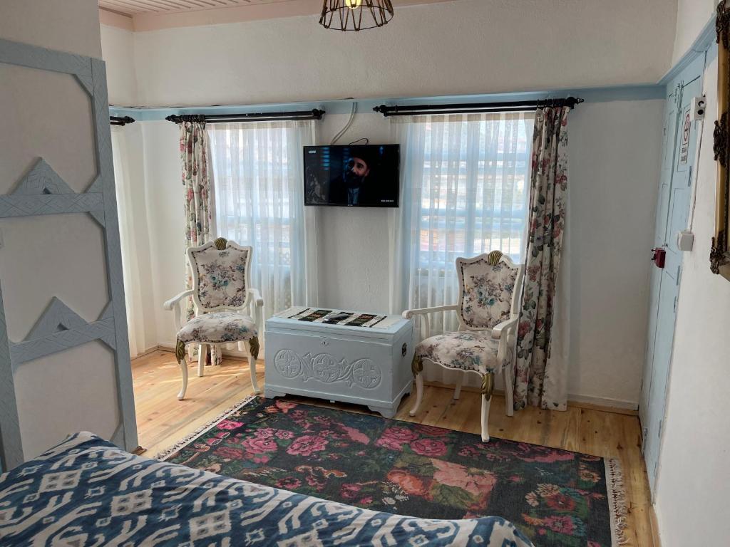 A television and/or entertainment centre at Mystic Konak
