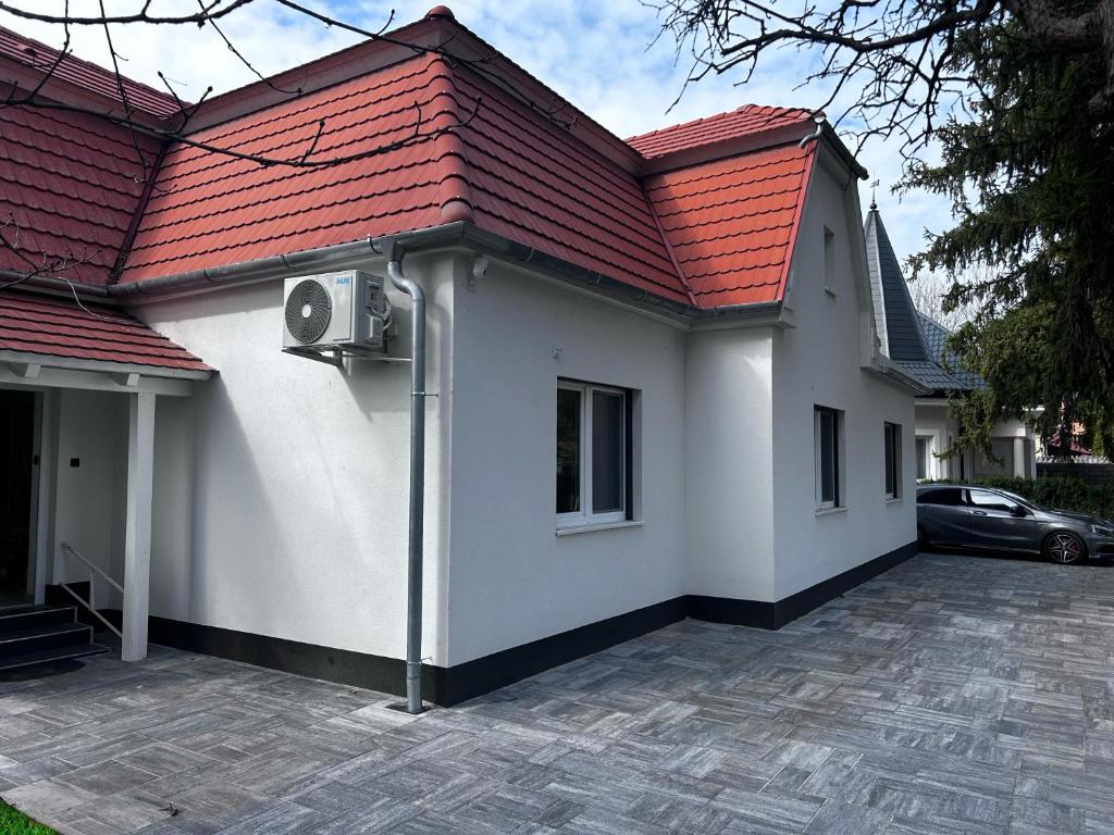 Budova, kde se prázdninový dům nachází